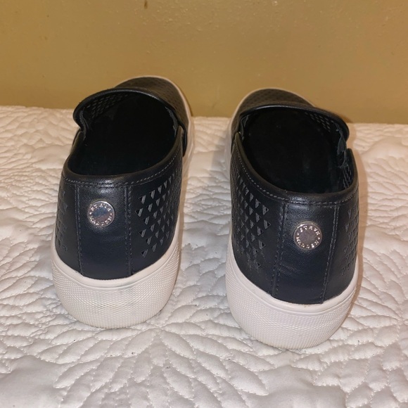 Steve Madden slip on sneakers-so cute - Picture 3 of 5